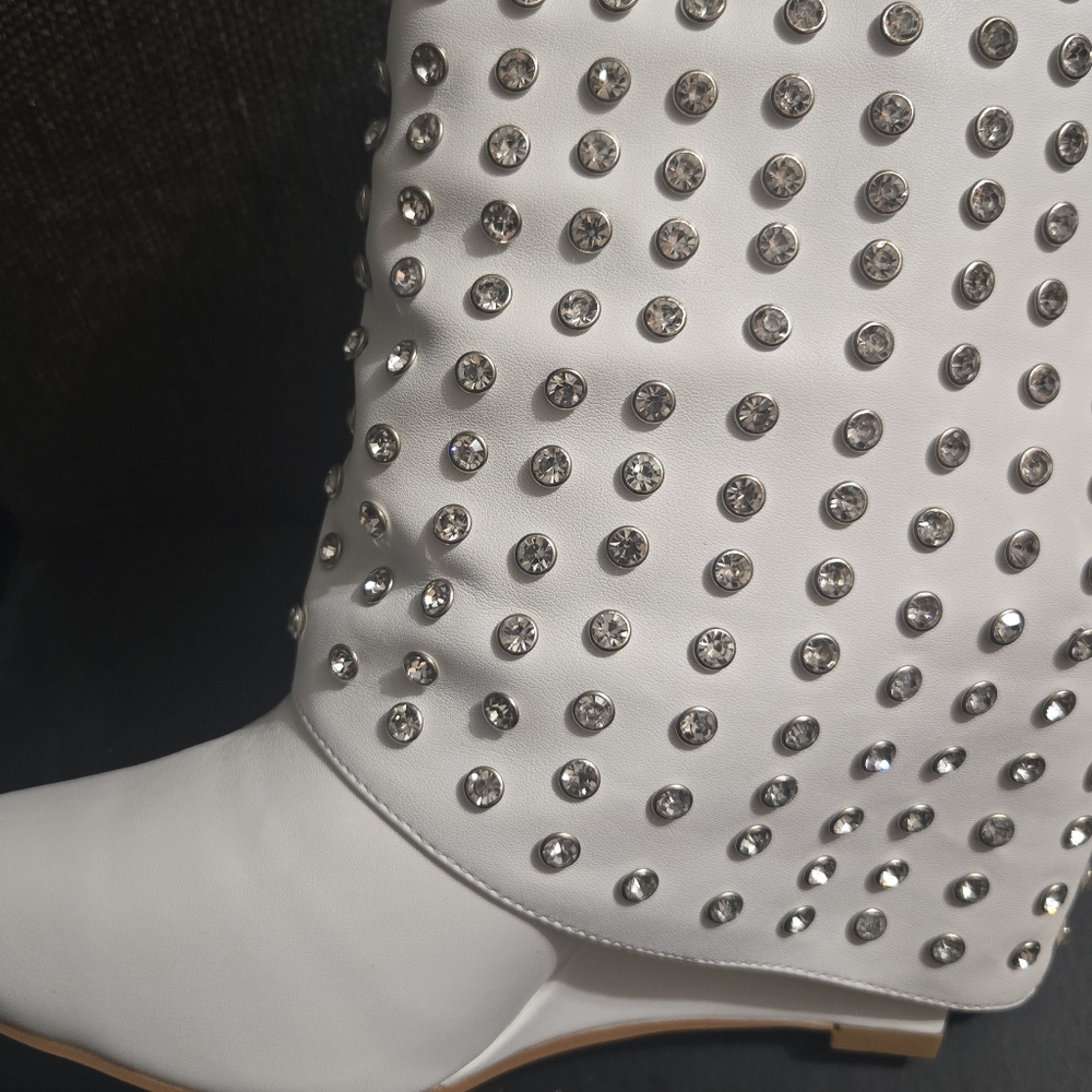 Never Worn  AZALEA WANG MARINA  RHINESTONE STUDED FOLD OVER BOOTIE IN WHITE